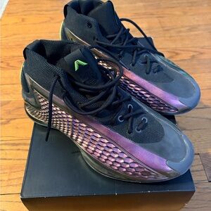 Anthony Edwards 1 J - Size 6.5